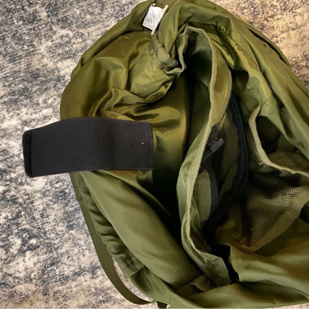 Olive Green Fabletics Backpack - Picture 4 of 9